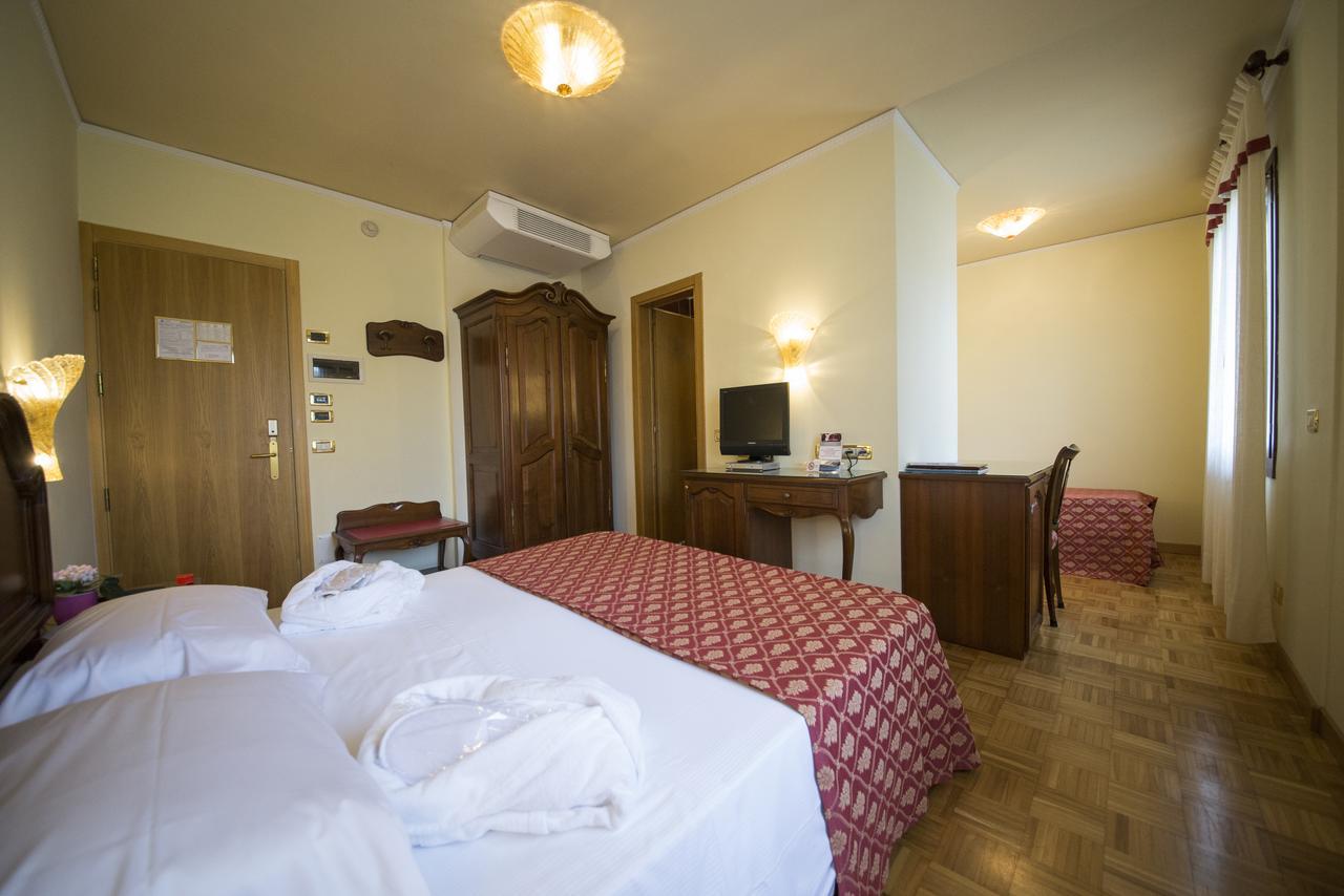 Hotel Spessotto Portogruaro Exterior photo