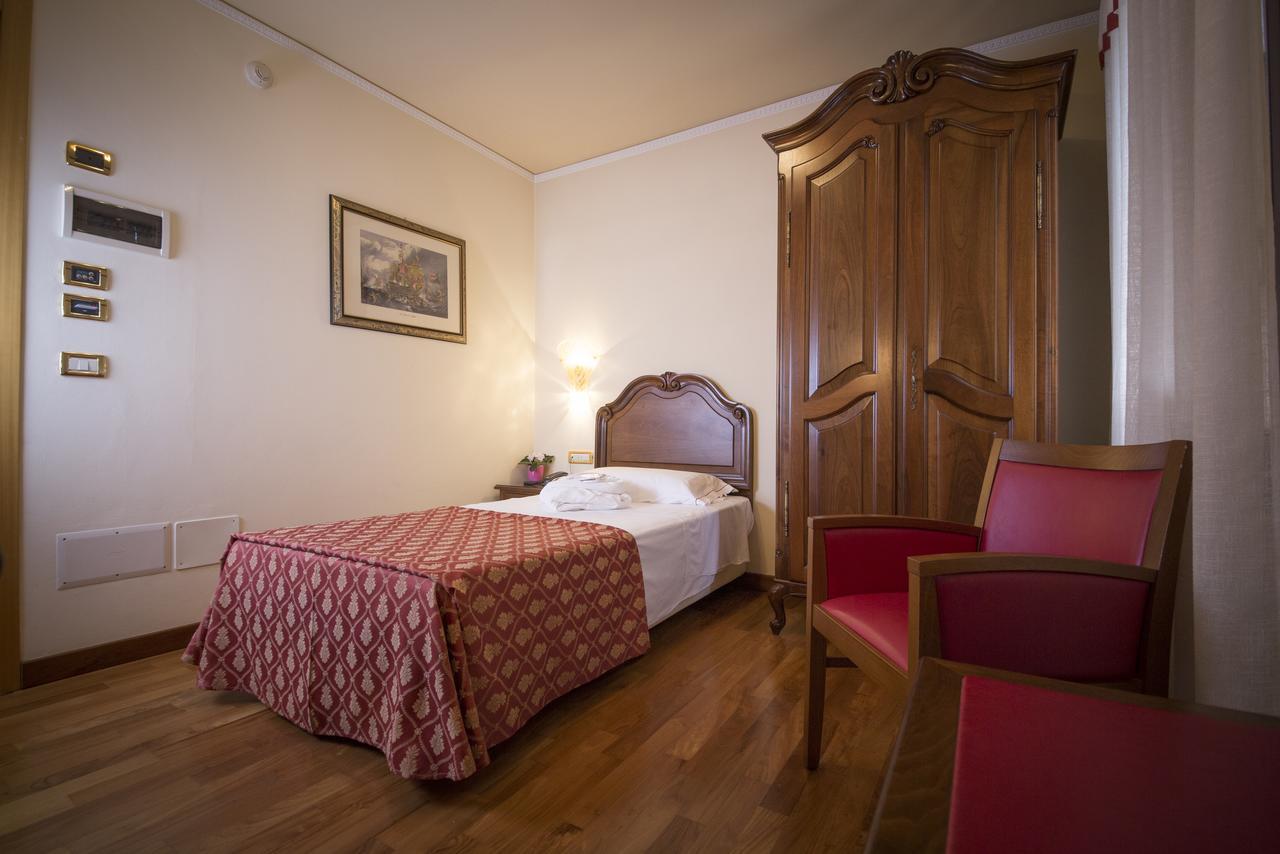 Hotel Spessotto Portogruaro Exterior photo